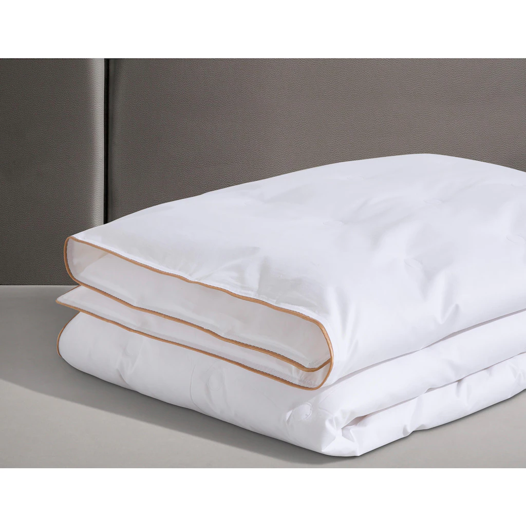 Balette 135 Jahre Gänsedaunenbettdecke »Aileen«, Leicht, Füllung 100% Gänsedaunen, Bezug 100% Baumwolle, (2 St.), Hochwertiges Produkt Mit Natürlicher Füllung – Bild 4