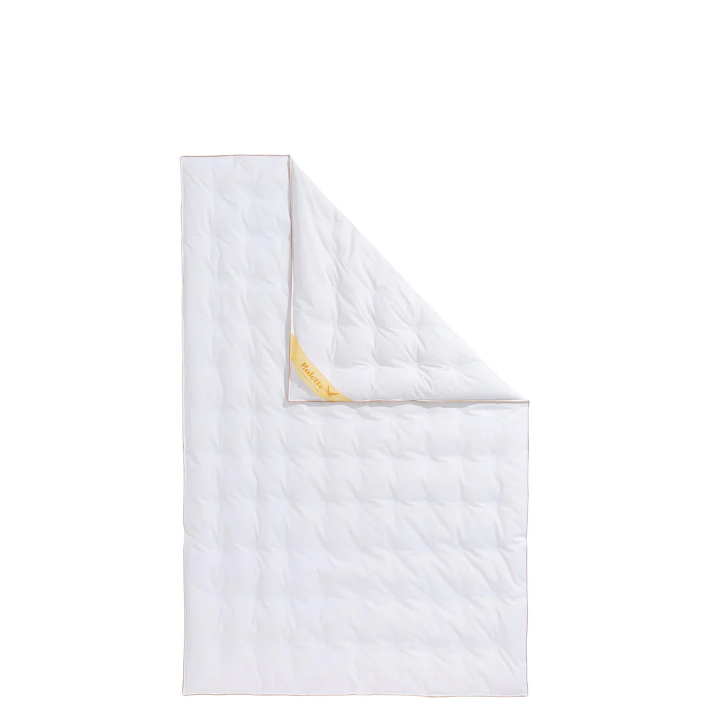 Balette 135 Jahre Gänsedaunenbettdecke »Aileen«, Leicht, Füllung 100% Gänsedaunen, Bezug 100% Baumwolle, (2 St.), Hochwertiges Produkt Mit Natürlicher Füllung – Bild 2